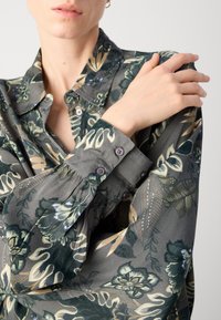 Mos Mosh FLORO SHIRT - Camicia - urban chic