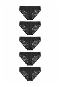 Mutande nere con pizzo, decorate da delicati motivi floreali sui lati. Tessuto liscio, con un sottile fiocchetto sul davanti. Cinque paia in esposizione.