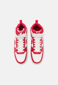 Nike Sportswear COURT BOROUGH MID 2 UNISEX - Sapatilhas de cano alto - sail/gym red/white