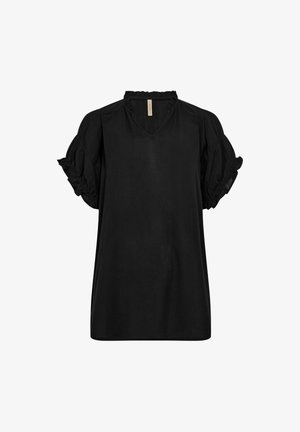 Melnā blūze ar brīvu piegriezumu, V veida kakla izgriezumu un īsām volāniņu piedurknēm. Izgatavota no viegla auduma, ar gludu tekstūru.