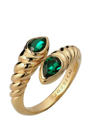 Bague ouverte torsadée en or, ornée de deux pierres précieuses vertes en forme de poire à chaque extrémité, gravée "JGJ 925 Ag" à l'intérieur de l'anneau.