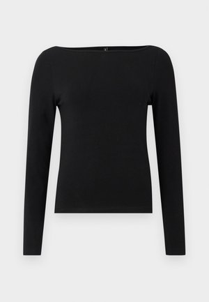 Haut noir à manches longues avec un col bateau, fabriqué en tissu lisse. Design simple sans motifs ni accents.