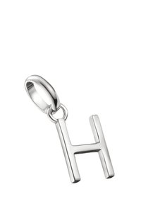 Pendentif en argent en forme de lettre 'H', présentant une finition lisse et polie avec une boucle circulaire pour l'attache.