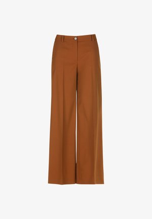 Pantaloni a gamba larga marroni con una texture liscia, caratterizzati da pieghe frontali e una chiusura con bottone singolo in vita.
