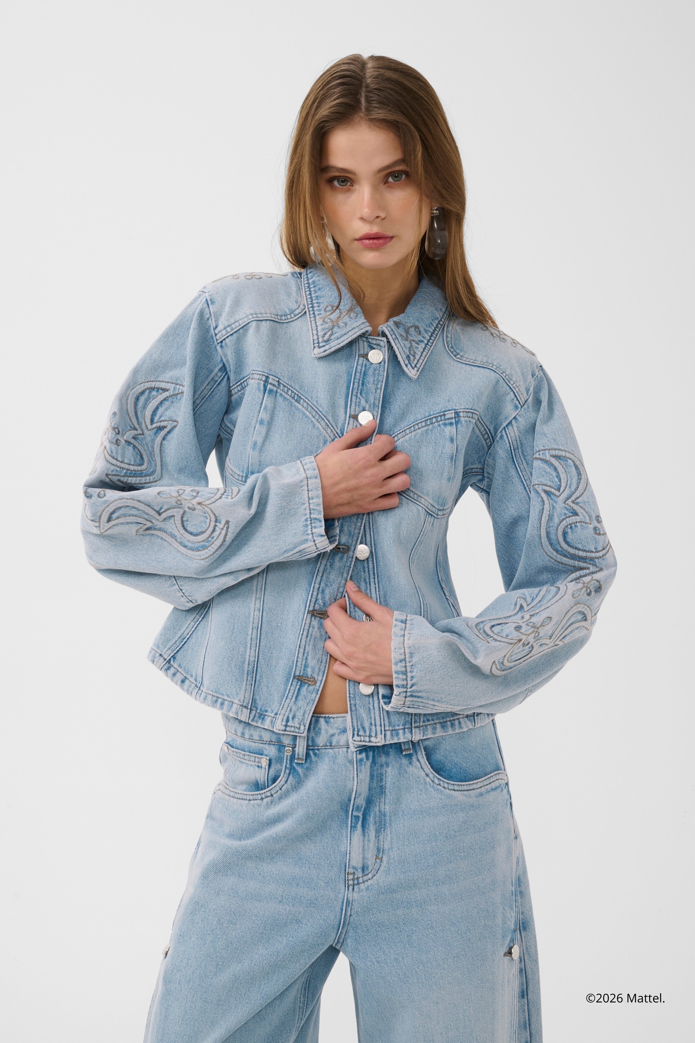 Gestuz BARBIE ™ & GESTUZ - Denim jacket - vintage blue denim/blue