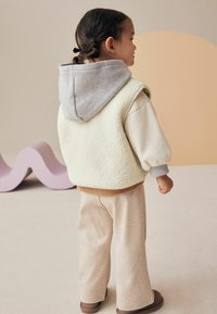 Next REGULAR FIT - Weste - cream