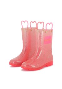Rózsaszín csillogó esőcsizmák szív alakú fogantyúkkal és narancssárga talpakkal. Az elülső részen logó folt található, és fényes felülettel bír.