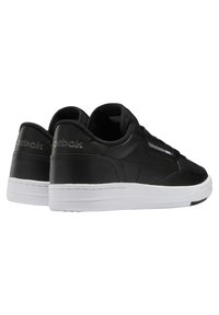 Reebok Classic Baskets basses - black