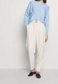 Culture Neule - light blue