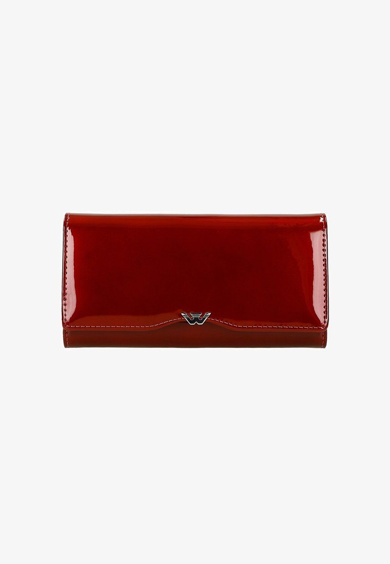 Portafoglio in pelle verniciata rossa con finitura liscia, caratterizzato da un accento in logo argento e un design curvo. Dettaglio di cucitura minimale lungo i bordi.
