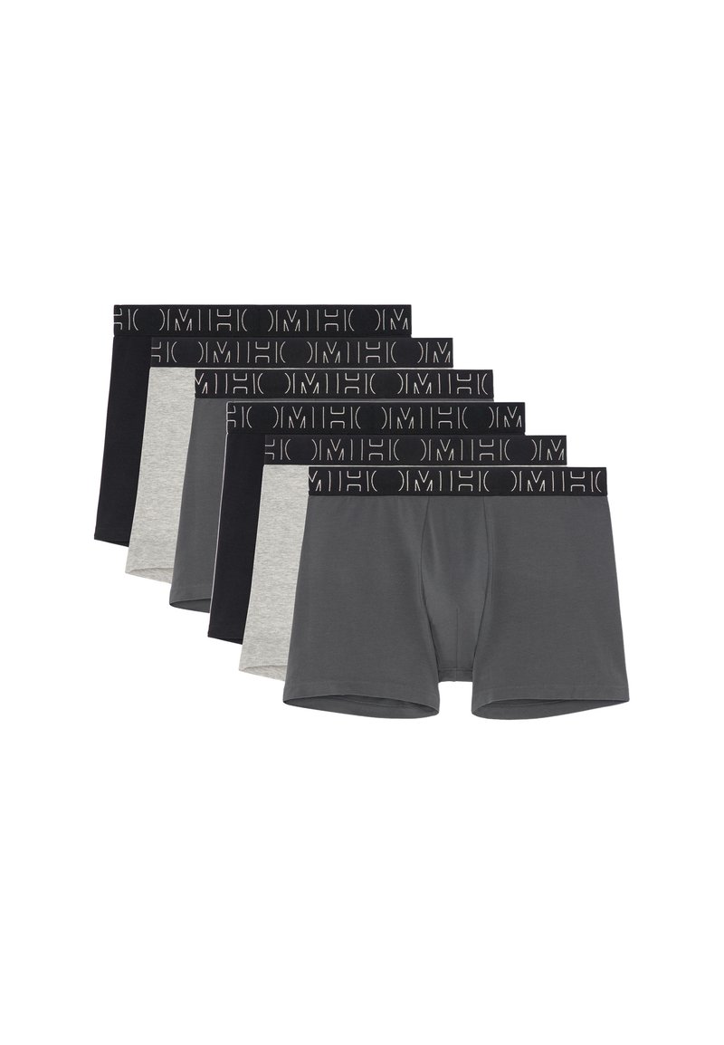 Confezione di sei boxer in nero, grigio scuro e grigio chiaro. Tessuto di cotone morbido con bande elastiche in vita con un motivo a logo.