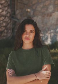 Next PETITE. - Žerzejové šaty - khaki green