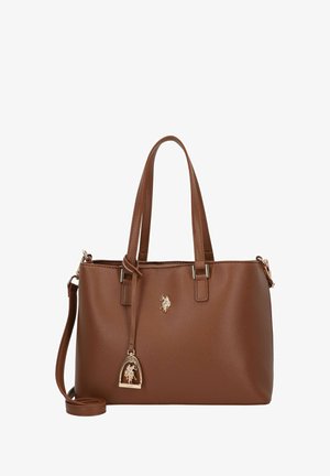 Sac fourre-tout synthétique marron avec double poignées supérieures, bandoulière amovible et breloque logo couleur or. Présente une finition texturée et un design structuré.