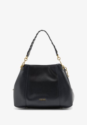 Borsa a tracolla in pelle nera con texture, manico intrecciato, dettagli in hardware dorato e un logo sottile impresso sul fronte.