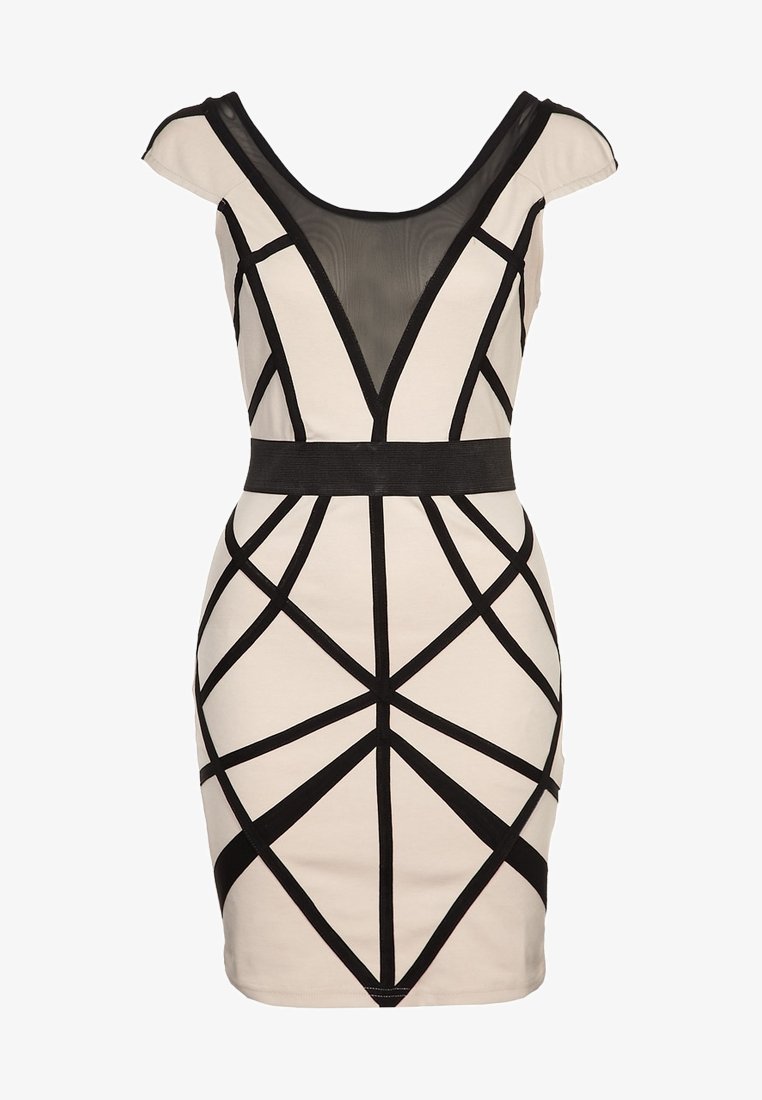 Robe ajustée avec un motif géométrique noir et blanc, encolure transparente, manches courtes et taille noire pour contraster.