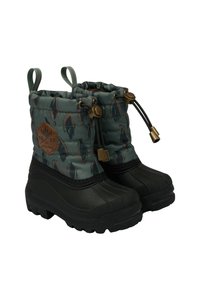 Botas de invierno verdes con un diseño estampado, parte superior de tela acolchada, suela de goma negra, cordón ajustable y parche de logo marrón.