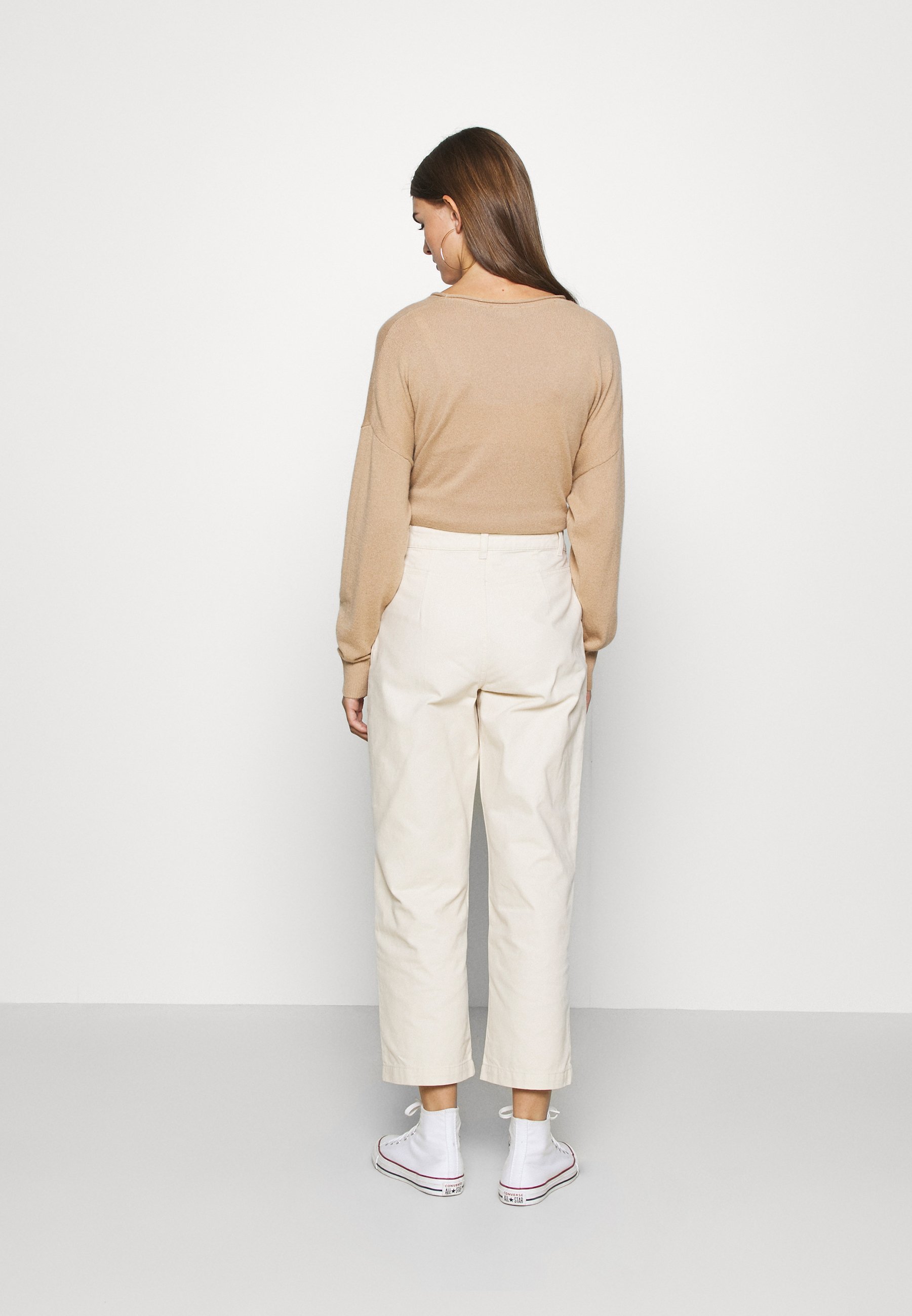 Monki MABEL TROUSERS Bukse white dusty light flex Monki CILLA TROUSERS - Bukse - white light