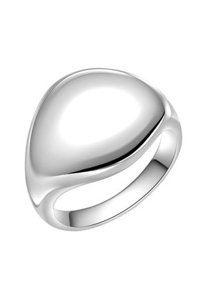 Zilveren ring met een glad, afgerond ontwerp en een gepolijste afwerking. Beschikt over een slanke band en een langwerpige, peervormige top.