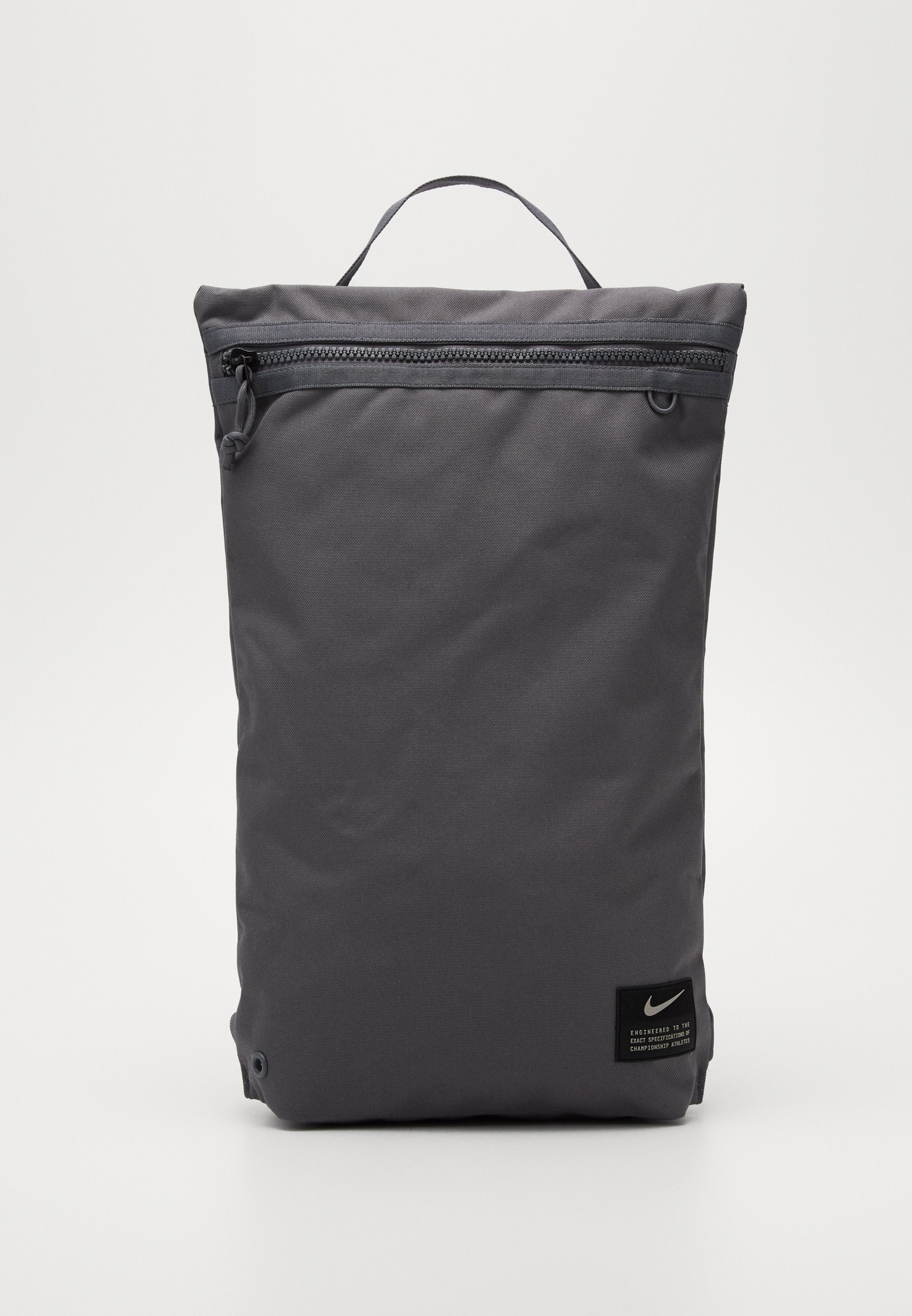 Nike Performance Ryggsäckar | Dam | Köp en ryggsäck online Köp Ryggsäckar från Stone Island för Man Online | FASHIOLA.se