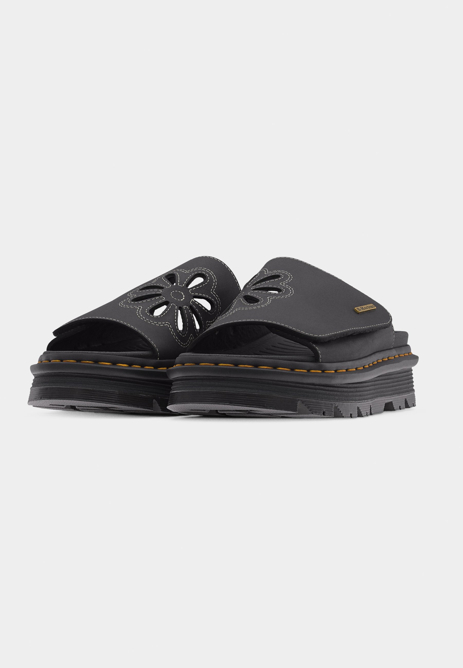 Dr. Martens ZEBZAG SLIDE UNISEX - Mules - black wyoming/black