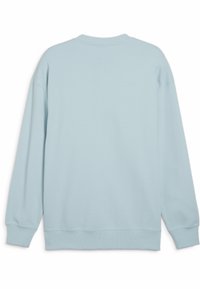 Ljust blå långärmad crewneck-tröja med ribbade muddar och nederkant, visad bakifrån på en vit bakgrund.