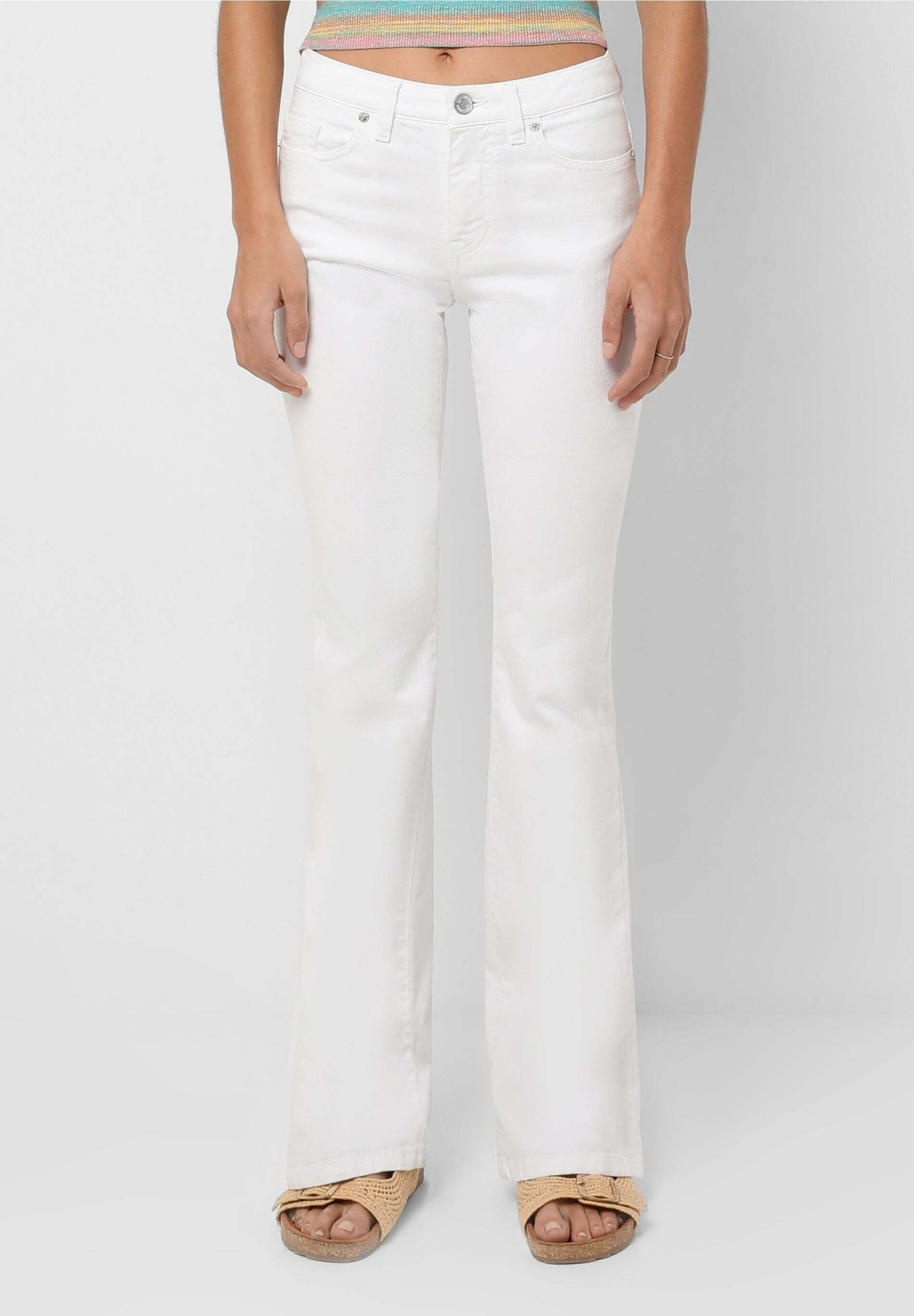 Vaqueros de campana para mujer | Zalando
