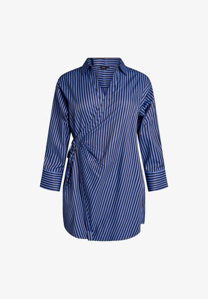 Zizzi, GESTREIFTE BLUSE MIT WICKELOPTIK UND BINDEGÜRTEL - Μπλούζα - blau