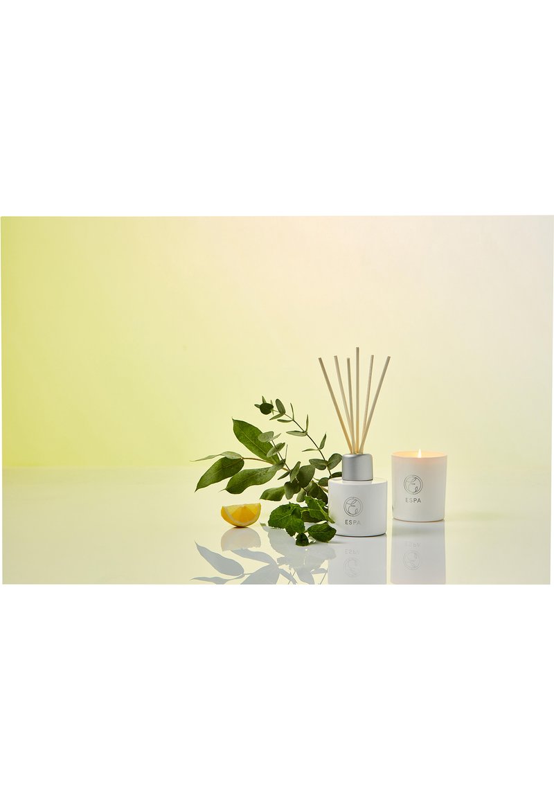 Herren Parfum | ESPA ENERGISING CANDLE Duftkerze - ZP43432 Herren Parfum | ESPA ENERGISING CANDLE Duftkerze - ZP43432