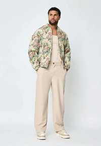 FRILIVIN EFFET FLEURIE - Blouson Bomber - beige