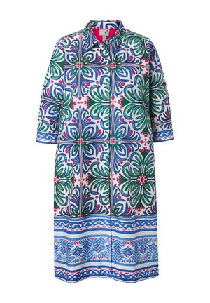 Langer Mantel mit grünen, blauen und roten Blumen- und geometrischen Mustern, mit Kragen und dreiviertel Ärmeln auf weißem Hintergrund.