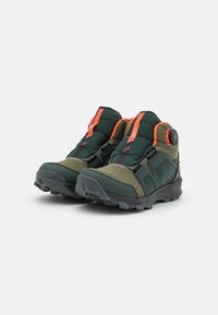 adidas Performance TERREX AGRAVIC BOA MID RAIN.RDY HIKING - Trekingové boty - shadow green/pulse olive/impact orange
