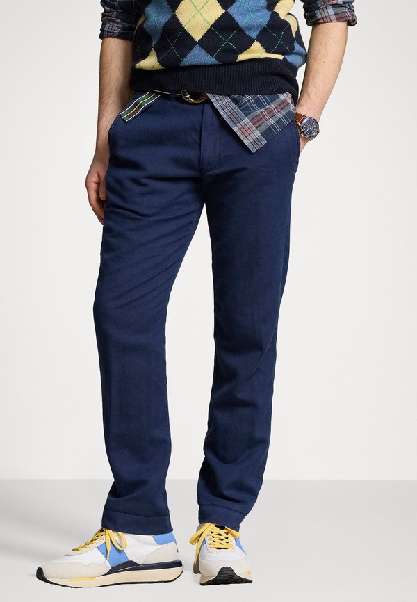 STRAIGHT FIT - Trousers