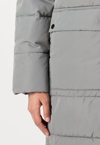 JDY JDYELFI LONG PADDED JACKET  - Abrigo de invierno - steel gray/black