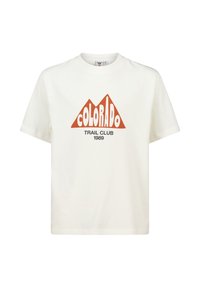 Valkoinen puuvillapaita, jossa on graafinen suunnittelu oransseista vuorista ja teksti "COLORADO TRAIL CLUB 1989" mustana logon alapuolella.