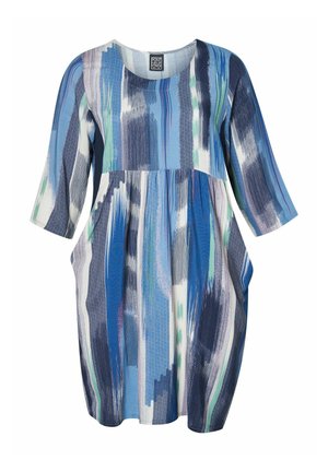 Rochie tunică cu model albastru, cu mâneci trei sferturi, design pliat, buzunare și un model abstract, texturat în nuanțe de albastru și verde.