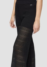 QS Pantalon classique - schwarz