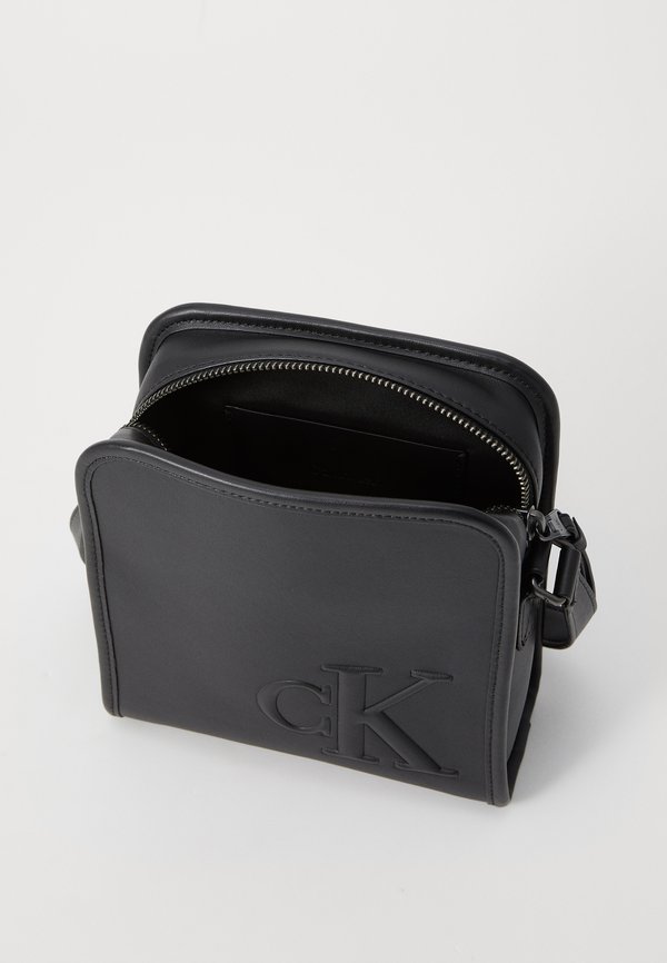 SCULPTED IMPRESSION REPORTER - Cross body bag3