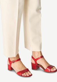 Tamaris - Páskové sandály  - red patent Miniatura obrázku 1