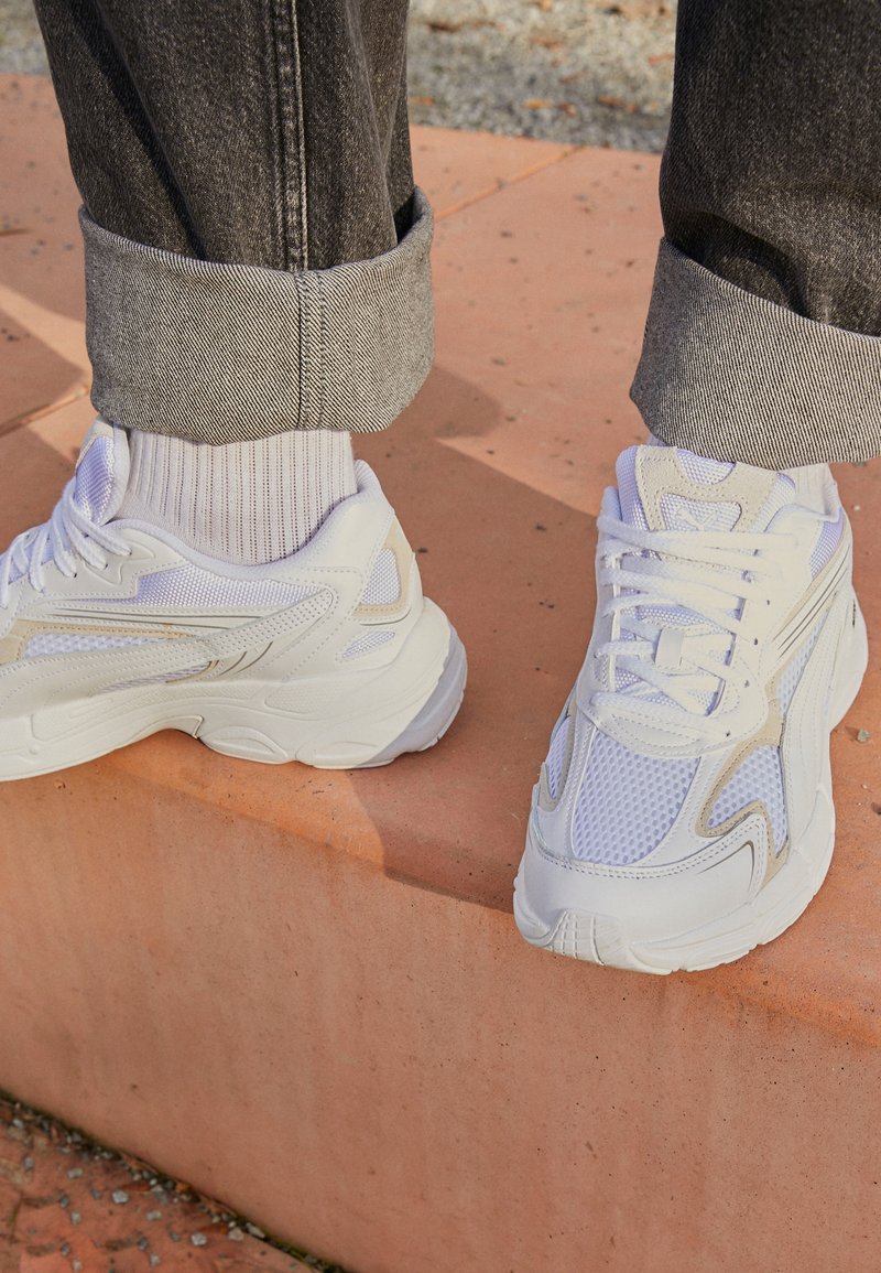 Puma classic high sole white peach Clearance