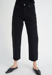 InWear - KATELINIW JANIK - Straight leg jeans - black Thumbnail Image 1