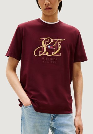 DIWALI INTERLOCK HBS MW0MW39569 - T-shirt con stampa - bordeaux