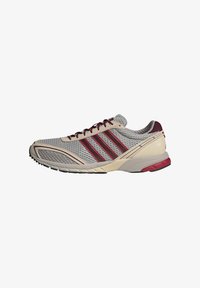 Odabrano, clear granite/maroon/team victory red