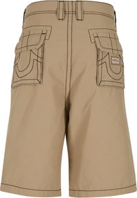 Beige Cargo-Shorts mit zwei großen Fronttaschen, kontrastierender dunkler Naht und geradem Schnitt. Leichter Stoff; knielange Ausführung.