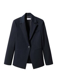 Blazer bleu marine en tissu lisse, avec un col à revers cranté, une fermeture par un bouton unique, deux poches avant et une coupe ajustée.