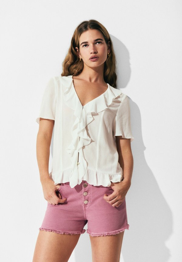 BOTONES FRONTALES - Jeans Shorts - rosa