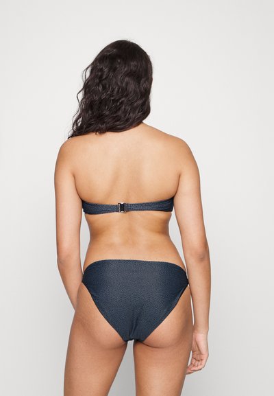 Filippa K PRINTED BANDEAU - Parte de cima de biquíni - blue