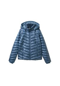 Padded modrá bunda s kapucňou, vybavená zipsom, bočnými vreckami a prešívaným vzorom s horizontálnymi a diagonálnymi líniami.