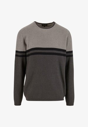 Pulover gri tricotat cu guler rotund, având un model texturat și dungi orizontale în gri închis și negru pe piept.