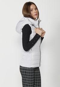 Koroshi PADDED - Vesta - gris perla  pearl grey