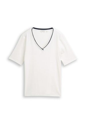 Biały krótki rękaw, koszula z dekoltem w serek, z czarnym wykończeniem przy dekolcie, ułożona płasko na białym tle.